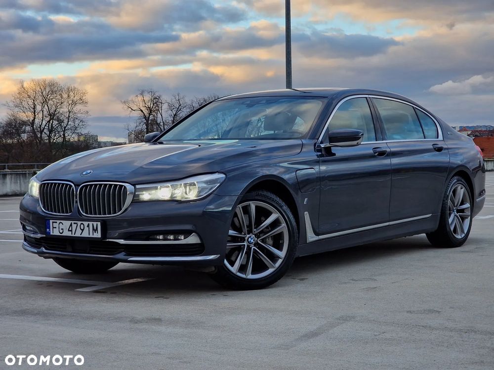 BMW Seria 7 ver-740le-iperformance - 21