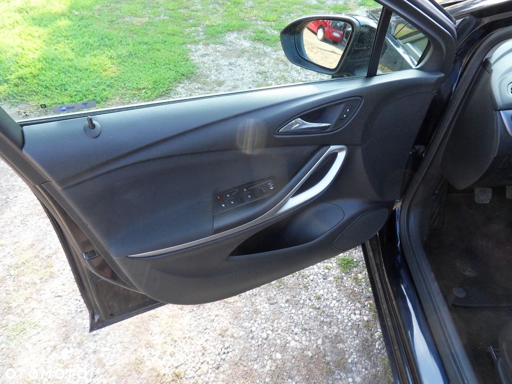 Opel Astra 1.6 D Start/Stop Innovation - 12