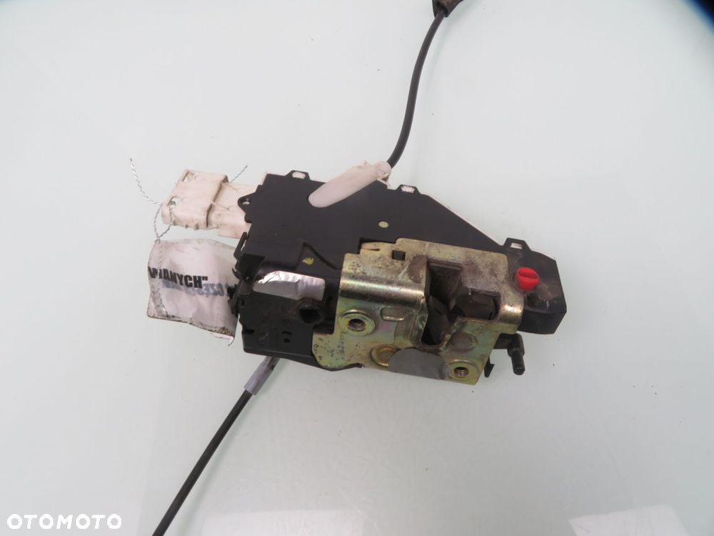 ZAMEK PRAWY TYLNY CITROEN C4 I 9660700280 6 PIN - 2