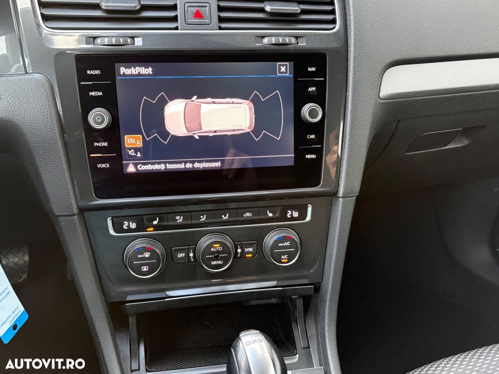 Volkswagen Golf 1.6 TDI (BlueMotion Technology) DSG Comfortline - 13