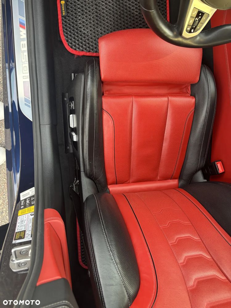 BMW Seria 8 M850i xDrive - 16
