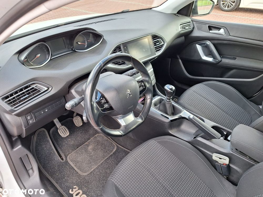 Peugeot 308 1.5 BlueHDi Access S&S - 10