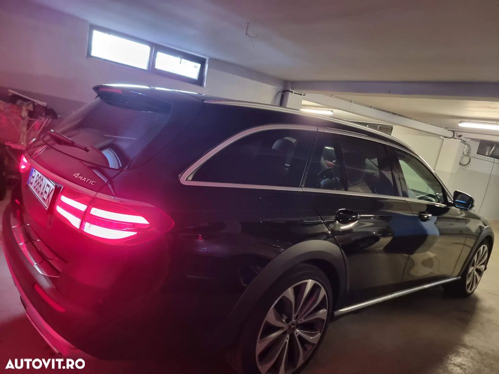 Mercedes-Benz E 220 d T-Modell 4MATIC Aut - 2