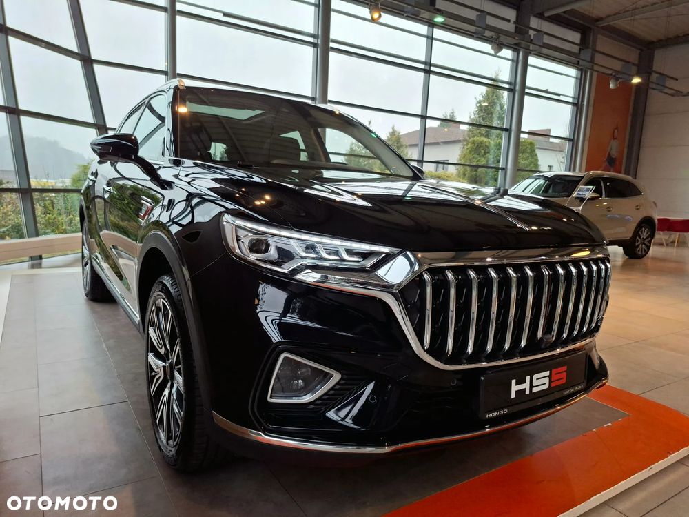 Hongqi HS5 - 4