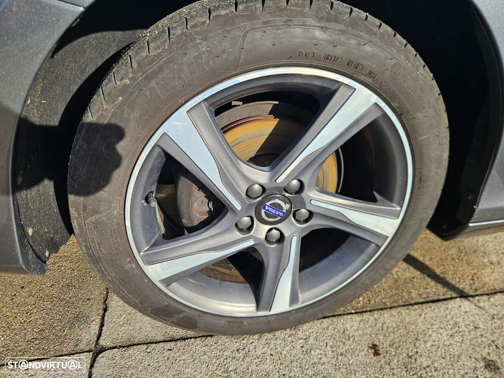 Volvo V40 D2 RDesign - 15