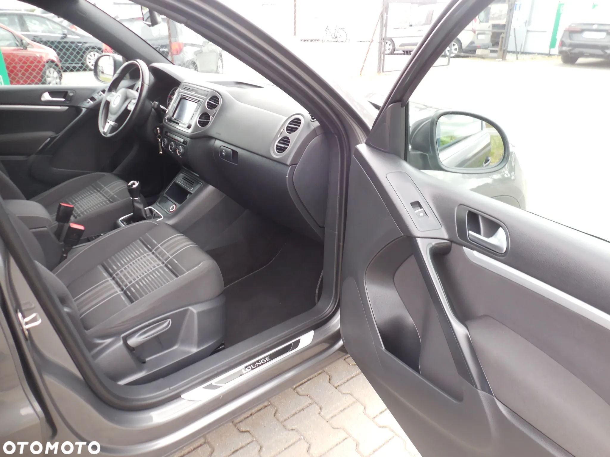 Volkswagen Tiguan - 9