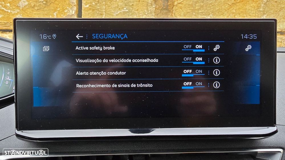 Peugeot 3008 1.5 BlueHDi Allure Pack EAT8 - 29