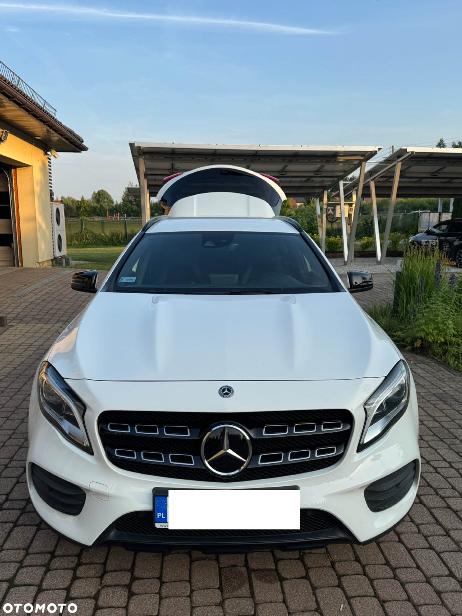Mercedes-Benz GLA 200 7G-DCT AMG Line - 3