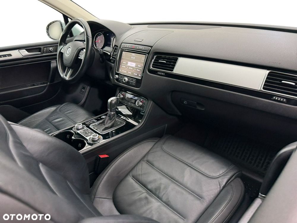 Volkswagen Touareg - 15