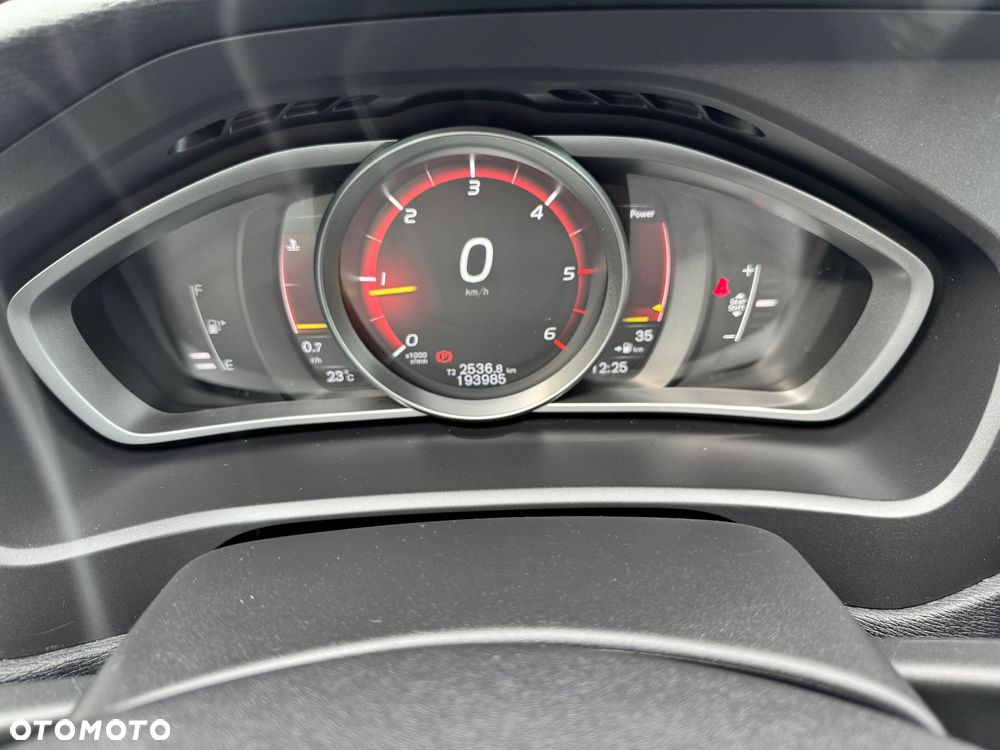 Volvo V40 D2 Drive-E Ocean Race - 20