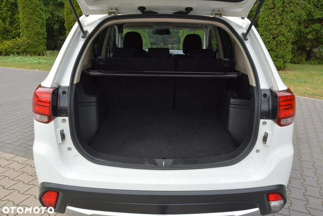 Mitsubishi Outlander 2.0 2WD Edition 100 - 33