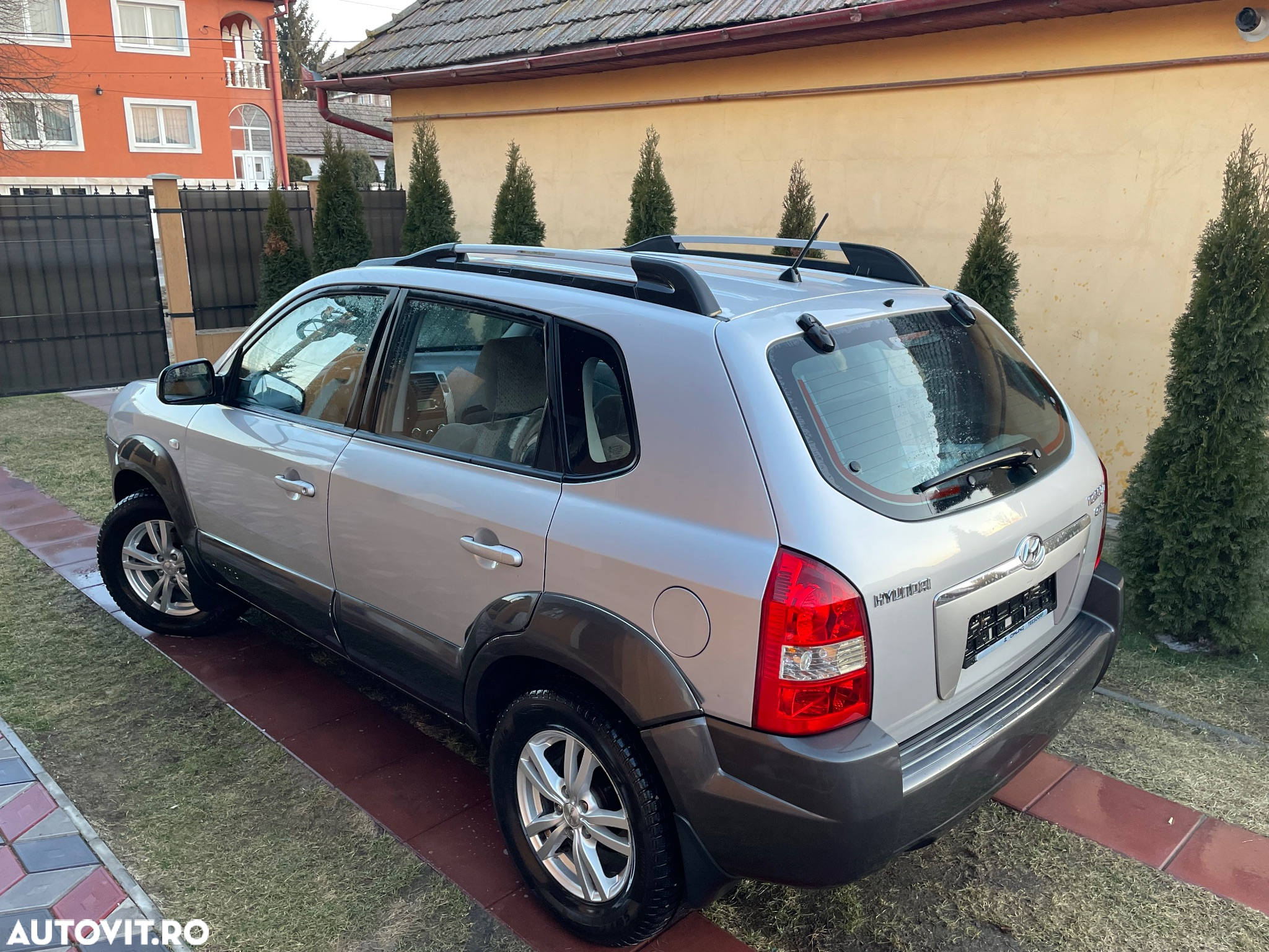 Hyundai Tucson 2.0 CRDI VGT 4WD - 24