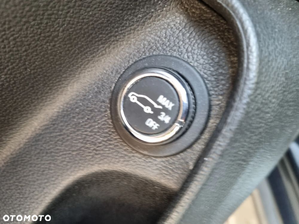 Opel Insignia 1.4 T Cosmo S&S - 6