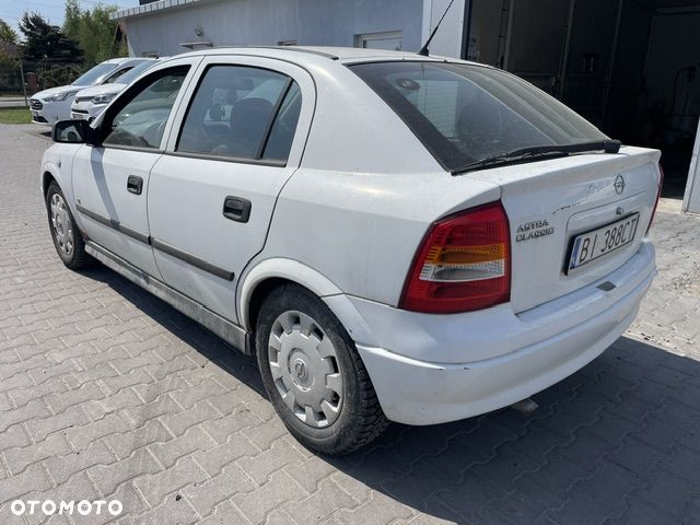 Opel Astra 1.6 - 3
