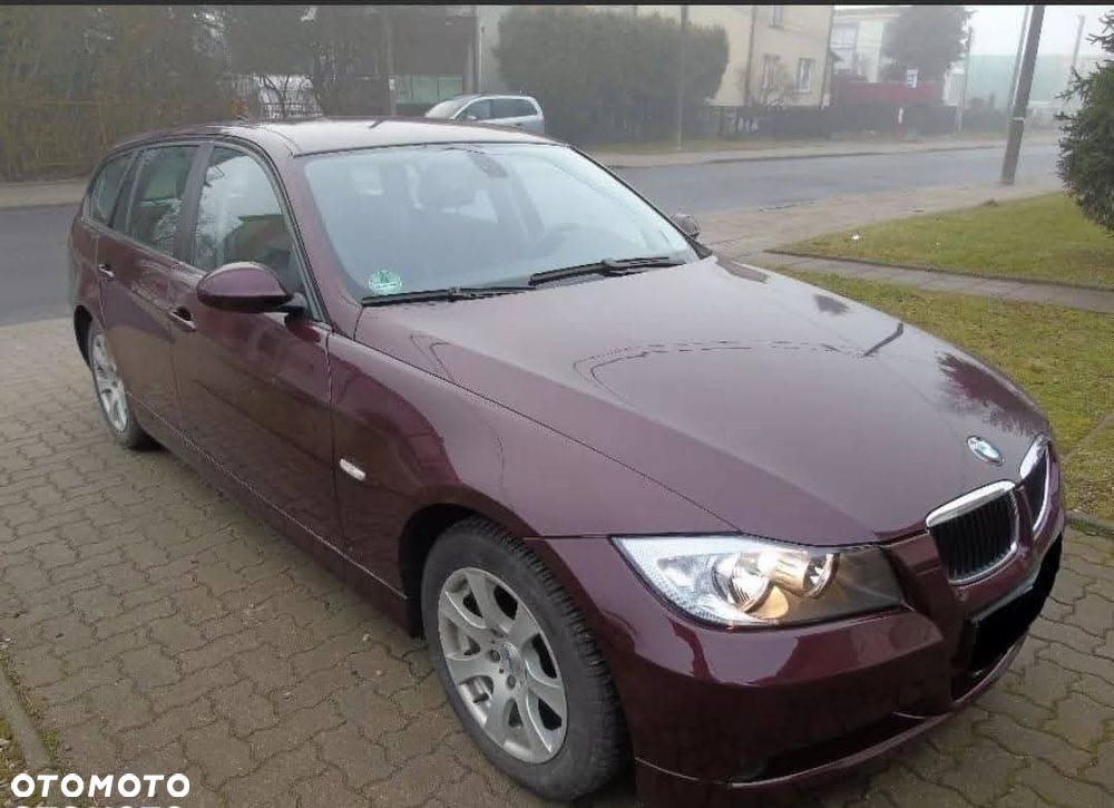 BMW Seria 3 318i - 2