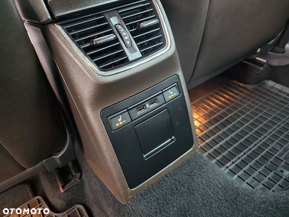 Skoda Octavia 2.0 TDI 4x4 DSG L&K - 29