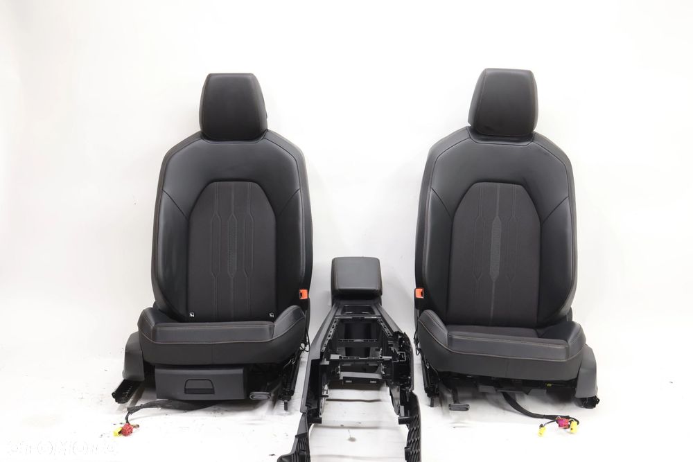 Cupra Formentor fotele kanapa komplet - 1