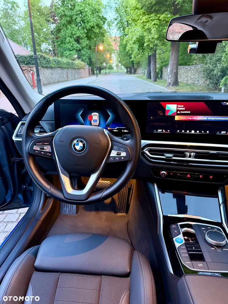 BMW i4 eDrive35 Gran Coupe - 17