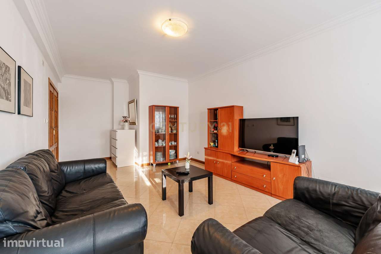 Apartamento T3 em Santa Marta do Pinhal, Corroios - Grande imagem: 4/27