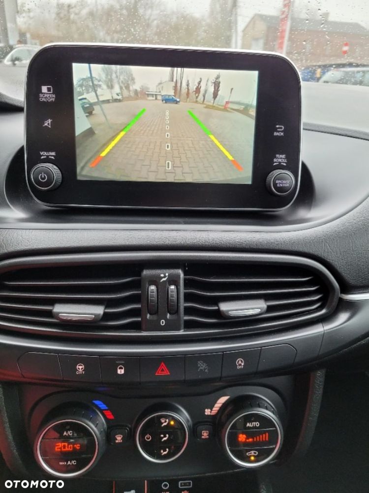 Fiat Tipo 1.4 T-Jet 16v S-Design - 23