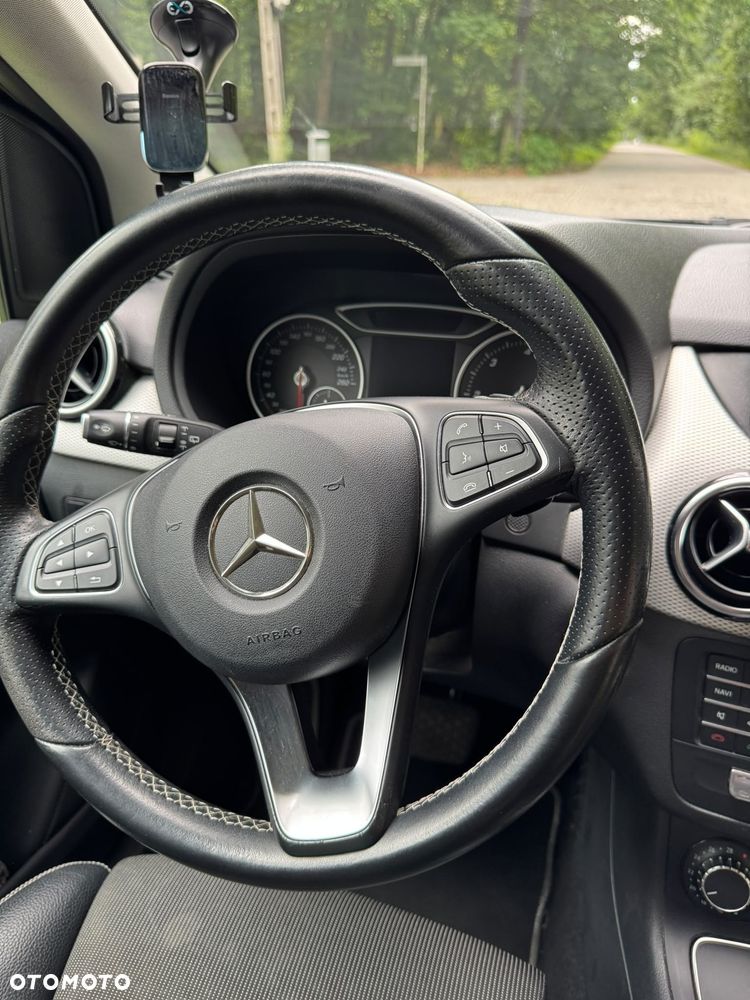 Mercedes-Benz Klasa B 180 (CDI) d 7G-DCT AMG Line - 14
