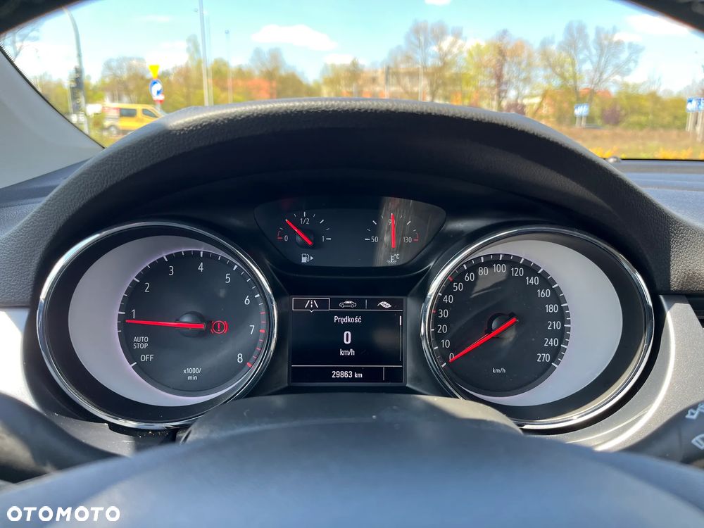 Opel Astra 1.2 T Elegance S&S - 11