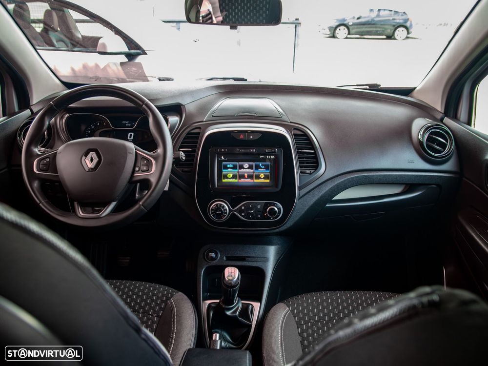 Renault Captur 1.5 dCi Exclusive - 18