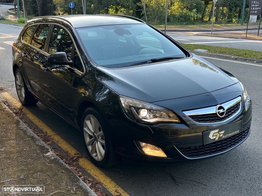 Opel Astra Sports Tourer 1.7 CDTi Cosmo - 2
