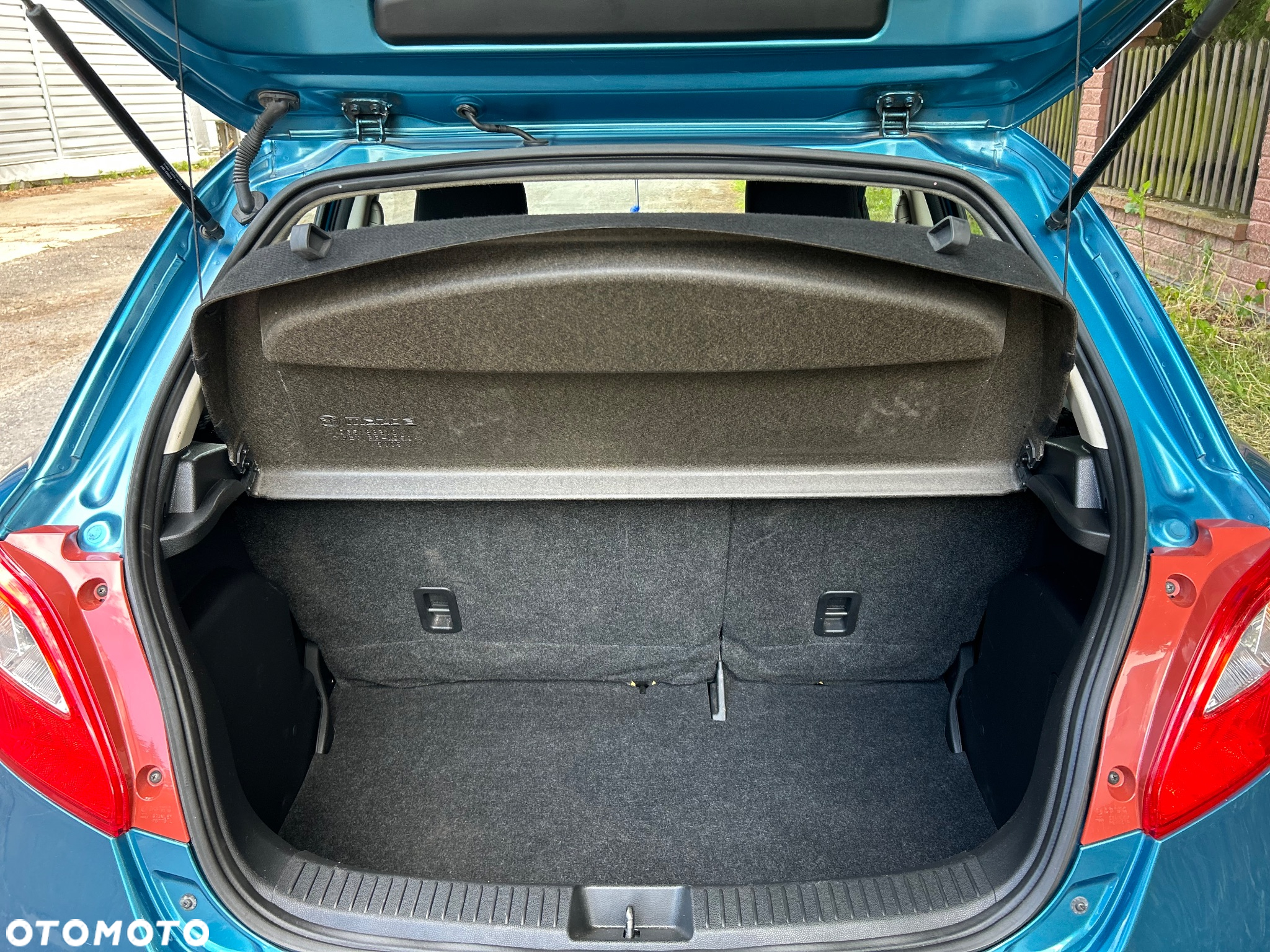 Mazda 2 - 9