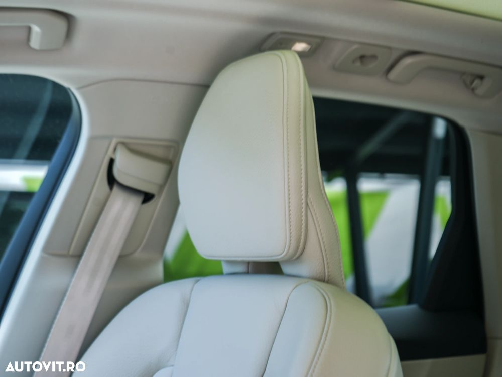 Volvo XC 60 B4 MHEV AT8 AWD Inscription - 35