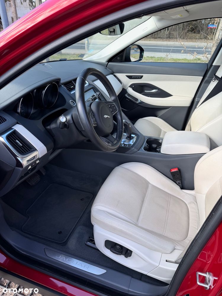 Jaguar E-Pace 2.0 i4P AWD SE - 12