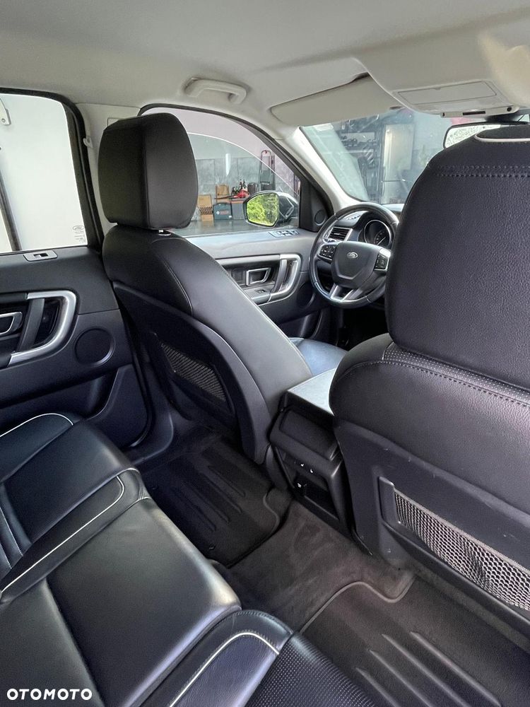 Land Rover Discovery Sport 2.0 D180 R-Dynamic HSE - 21