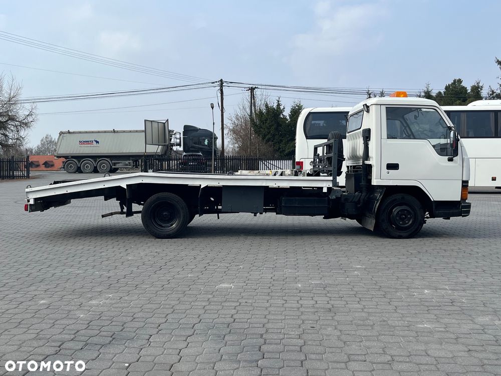 Mitsubishi Canter - 6