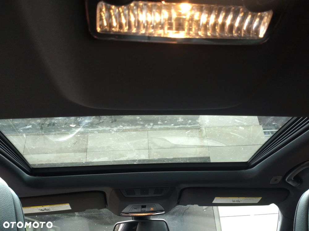 BMW Seria 7 740i - 18