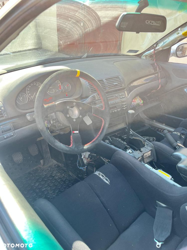 BMW Seria 3 330Ci - 14