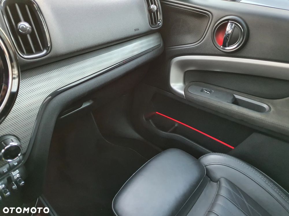 MINI Countryman Cooper SE ALL4 Yours Trim - 16