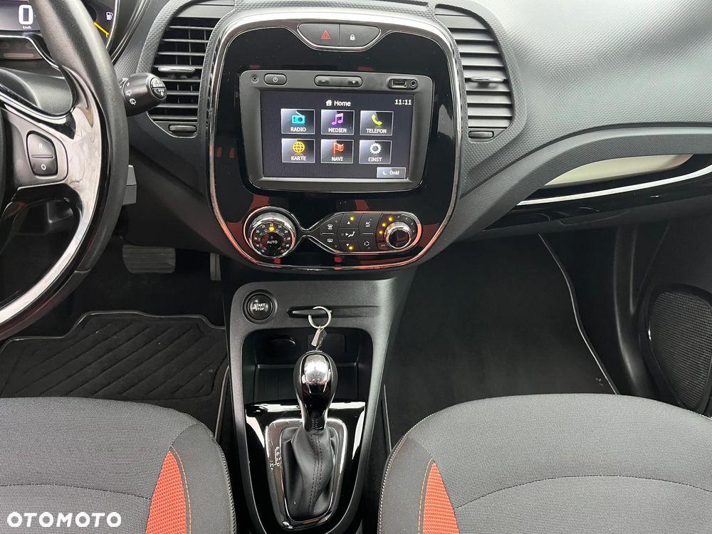 Renault Captur - 23