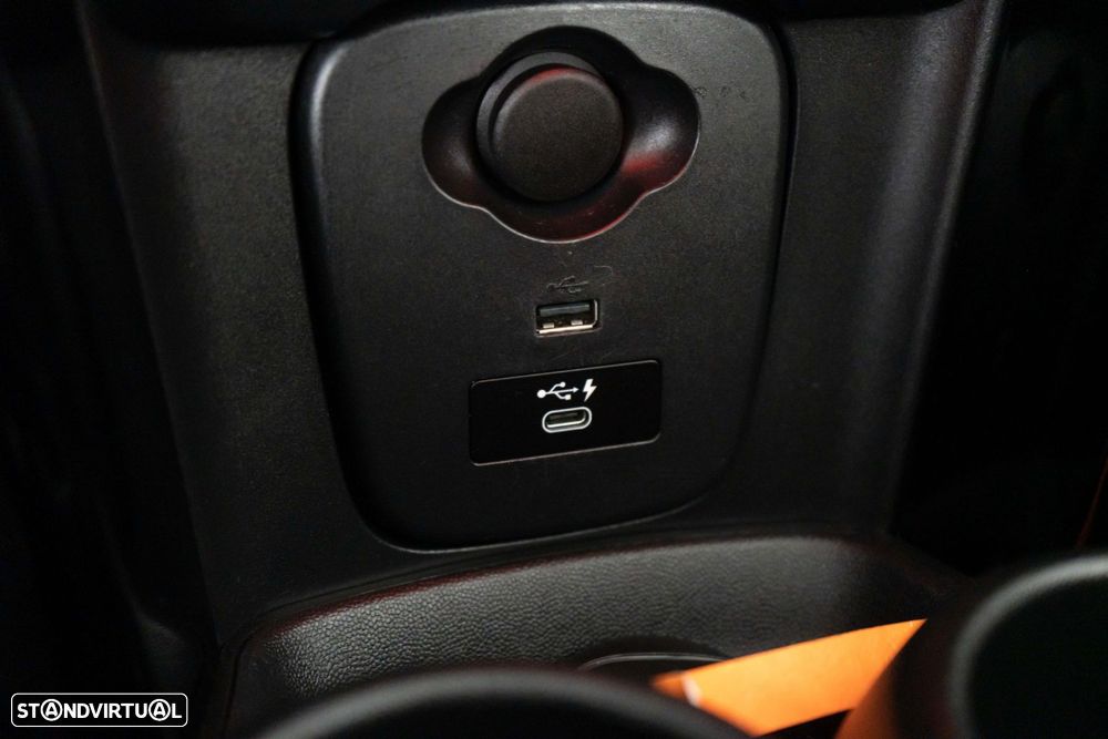 MINI Cabrio Cooper Auto - 25