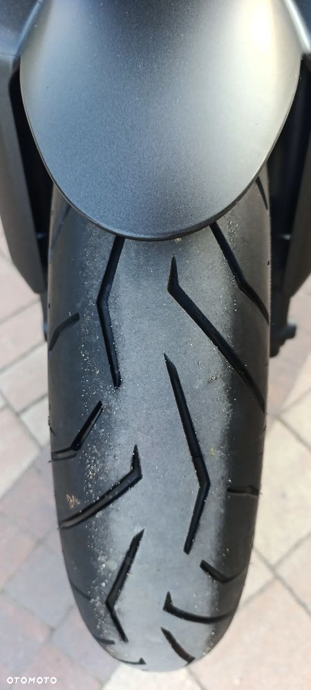 Yamaha MT - 17