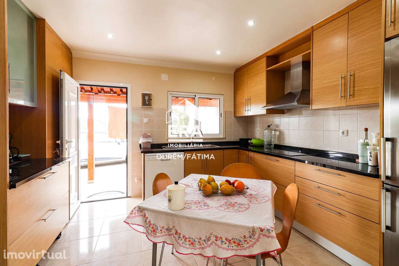 Moradia - Grande imagem: 3/28