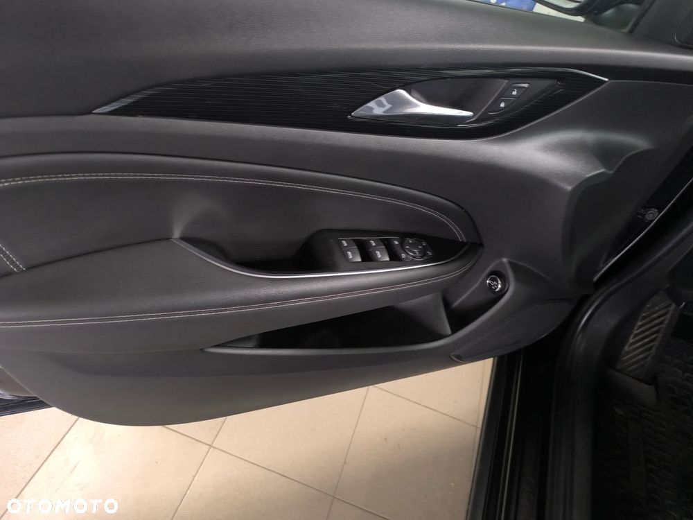 Opel Insignia 2.0 CDTI Innovation S&S - 24