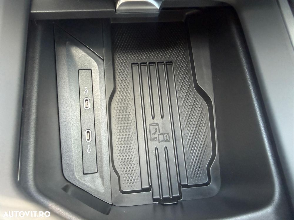 Volkswagen Passat - 13