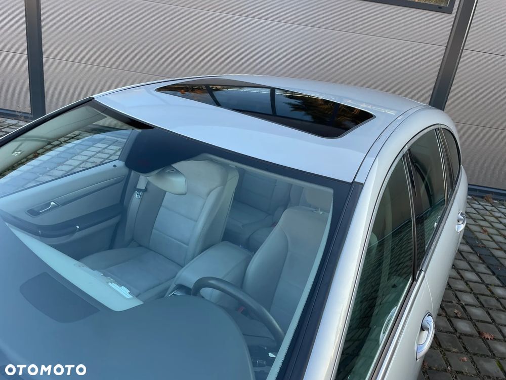 Mercedes-Benz Klasa R 350 CDI 4-Matic - 23