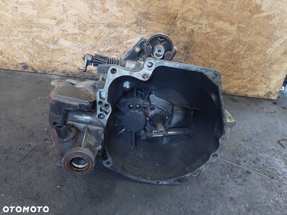 SKRZYNIA BIEGÓW VOYAGER III 2.4 16V N750 NV-T730 AB630376 04641750 - 1