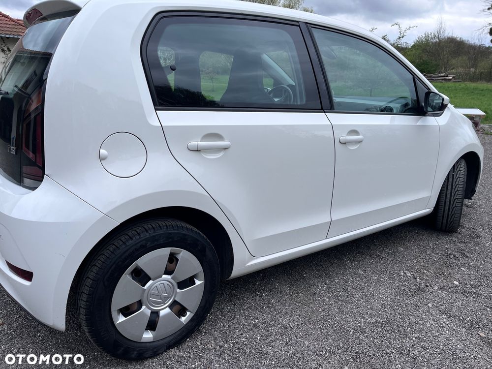 Volkswagen up! - 5