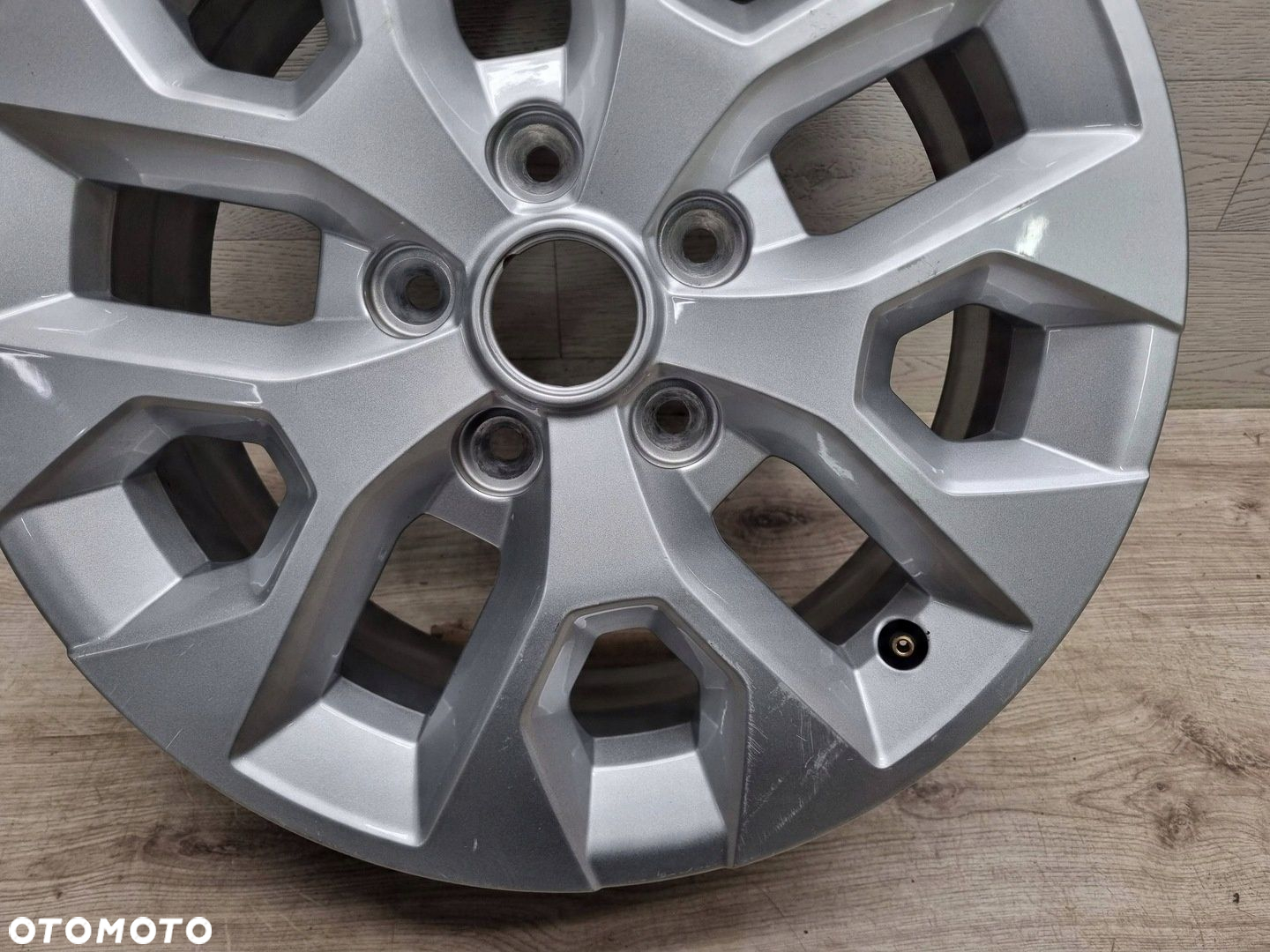 Felga Dacia Duster II 6.5Jx16 CH5-50 Et50 5x114.3 403009696R - 7