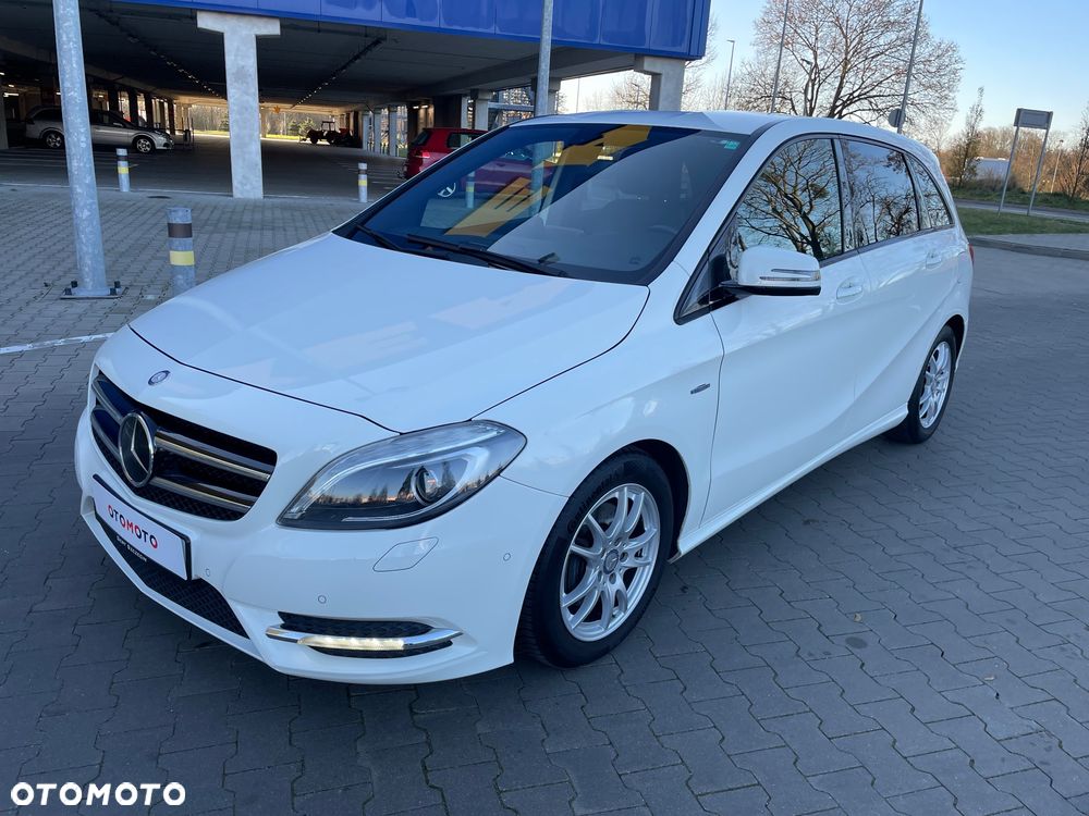 Mercedes-Benz Klasa B 180 CDI (BlueEFFICIENCY) - 3