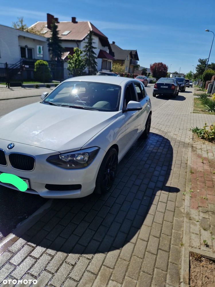 BMW Seria 1 114i - 3