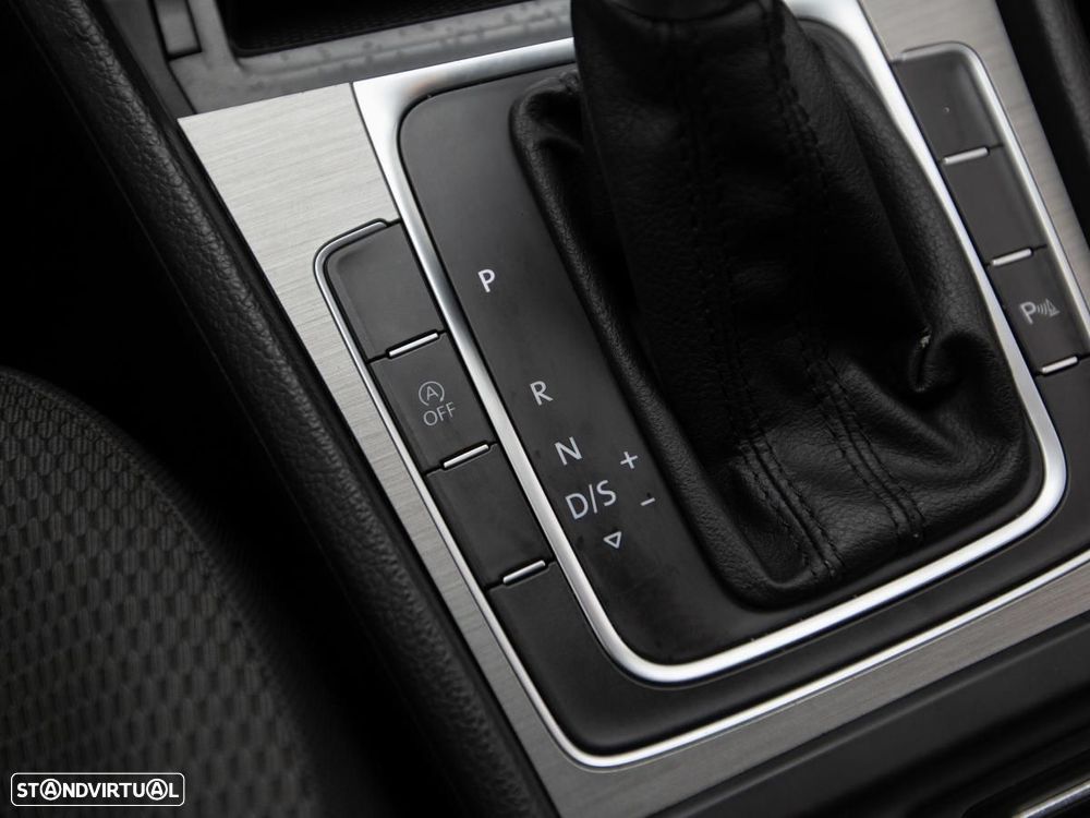 VW Golf Variant - 17