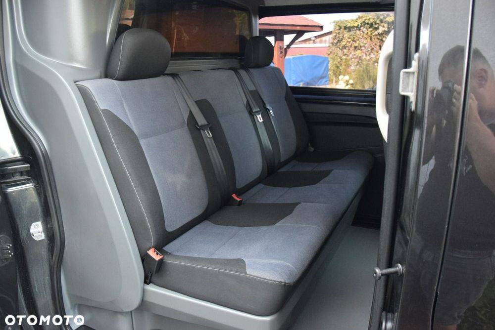 Opel Vivaro - 26